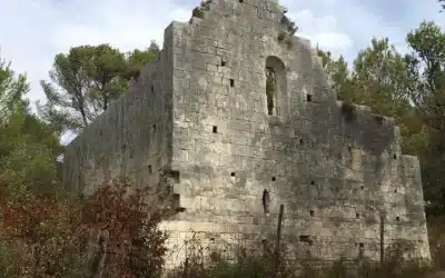 Le sentier des Chapelles à Tarascon
