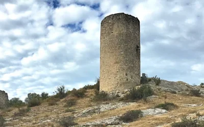 Les Tours de Castillon au Paradou
